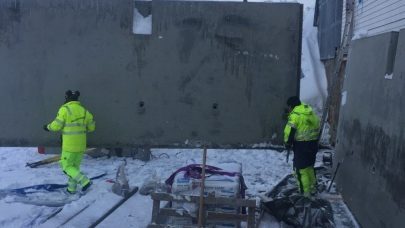 Montering av veggelementer i gjodselkjeller Foto Svanhild Sandnes