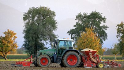 Tractor gaa0a79dc6 1920